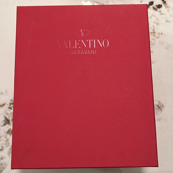 NIB VALENTINO GARAVANI womens Roman Stud Shearling Lined Sandals size 41 - Picture 6 of 7